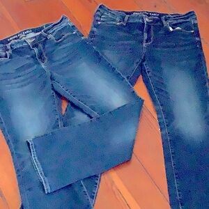 “2” pairs American Eagle Jeans